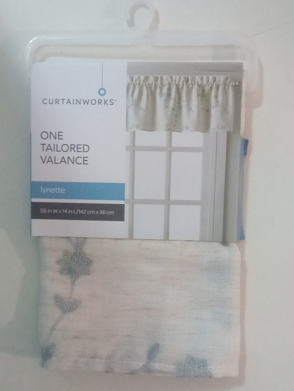 Lynette Tailored Valance in Light Blue and Cream By Curtaim Works NWT $30